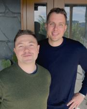 Die Kinderbuch-Autoren Max & Niclas im Interview über ihr Buch Der achtsame Tiger