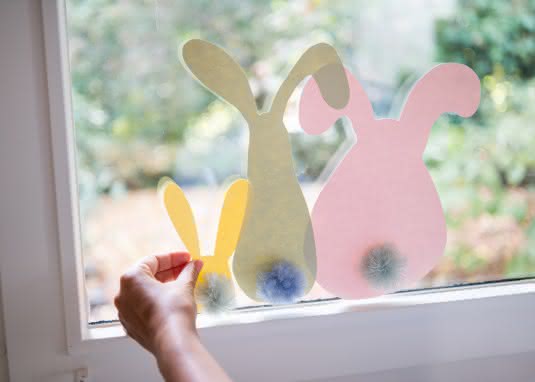 Osterhasen basteln: Fensterbilder – Bring Spring to Your Windows!