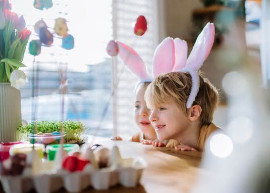 Basteleien mit Kindern: Hasenohren basteln